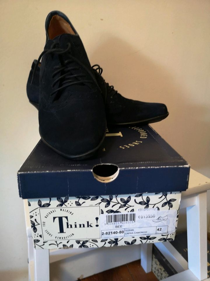 THINK! Schuhe aus marineblauem Wildleder in Cloppenburg