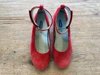 Plateauschuhe High Heels Keilabsatz Boho Wildleder Wolky rot 36 Niedersachsen - Scharnebeck Vorschau