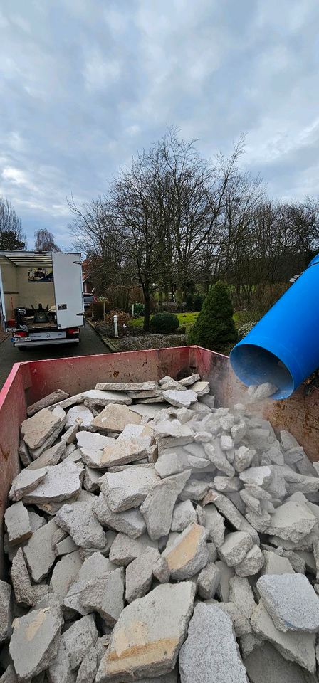 Entkernung .  Estrich Entfernen. Tapeten .Türen . Entrümpelungen in Oelde