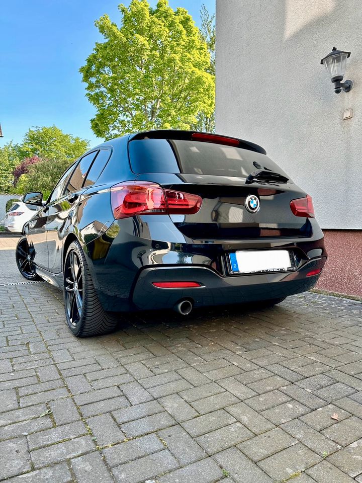 BMW 118i F21 Aut. Shadow Edition in Bad Neuenahr-Ahrweiler