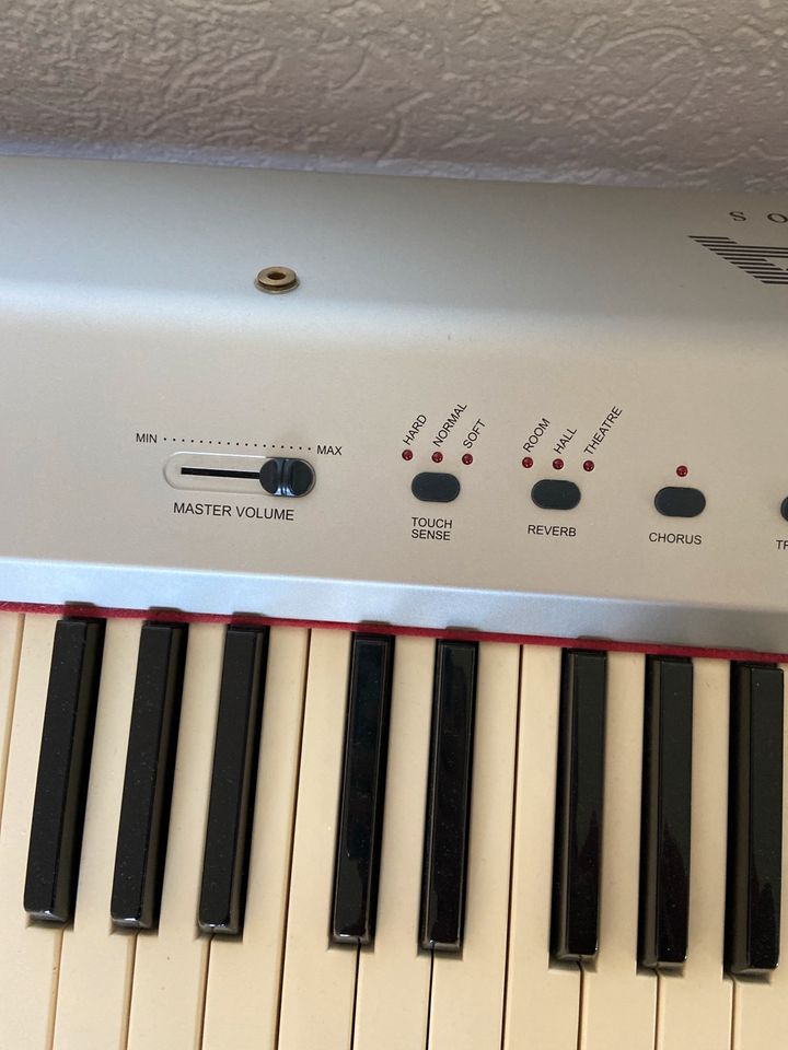 Orla Digital Piano Klavier inkl. Hocker und Pedal in Siegen