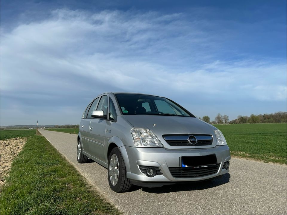 Opel Meriva 1.8 in Haag in Oberbayern