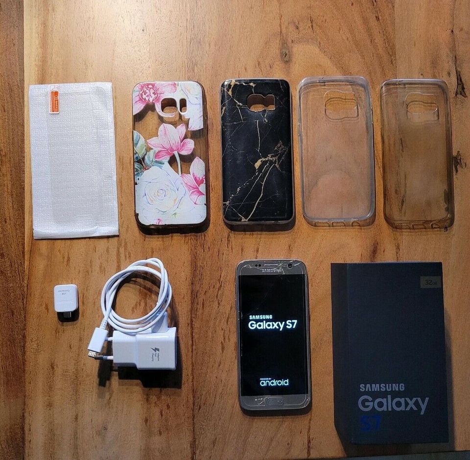 Samsung Galaxy S7 32GB Gold in Homburg