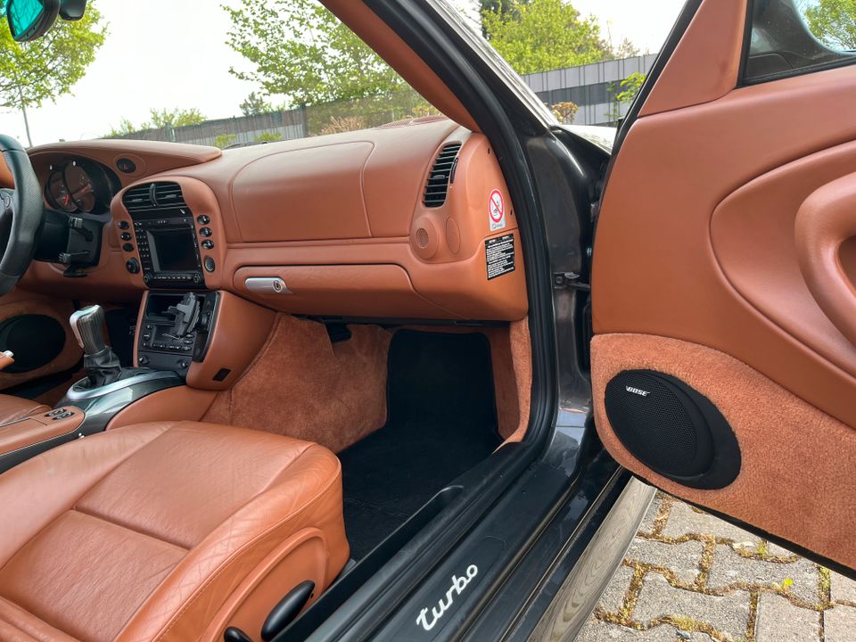 Porsche 996 turbo Cabrio, Motor neu überholt, topp Zustand in Rüsselsheim