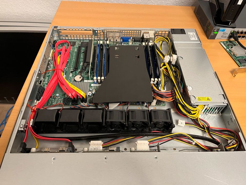 Supermicro Server 1HE, Intel E5-1650v2, 64GB RAM in Wallenhorst
