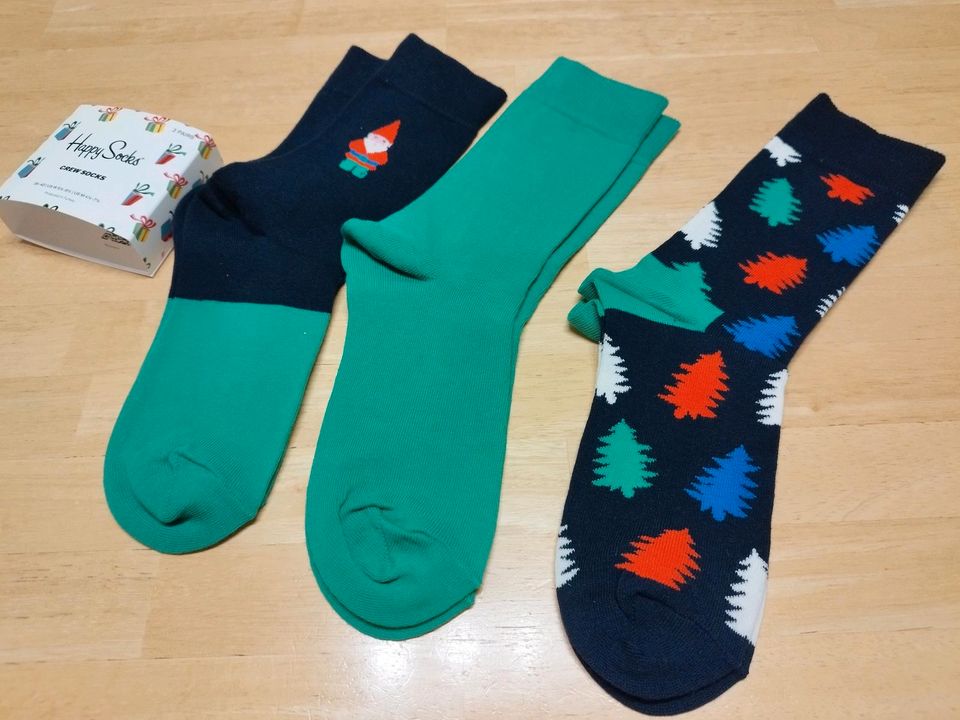 3 Paar Christmas Happy Socks Socken Set 36-40 Unisex Neu in Berlin
