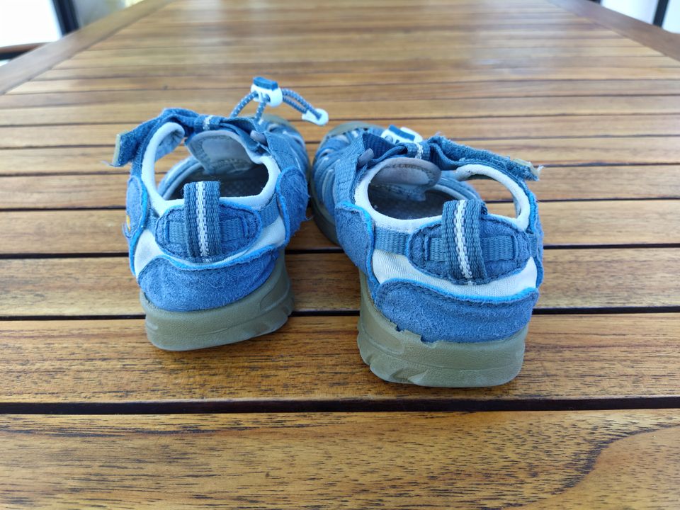 Keen Trecking-Sandalen Gr. 31 helblau in Külsheim