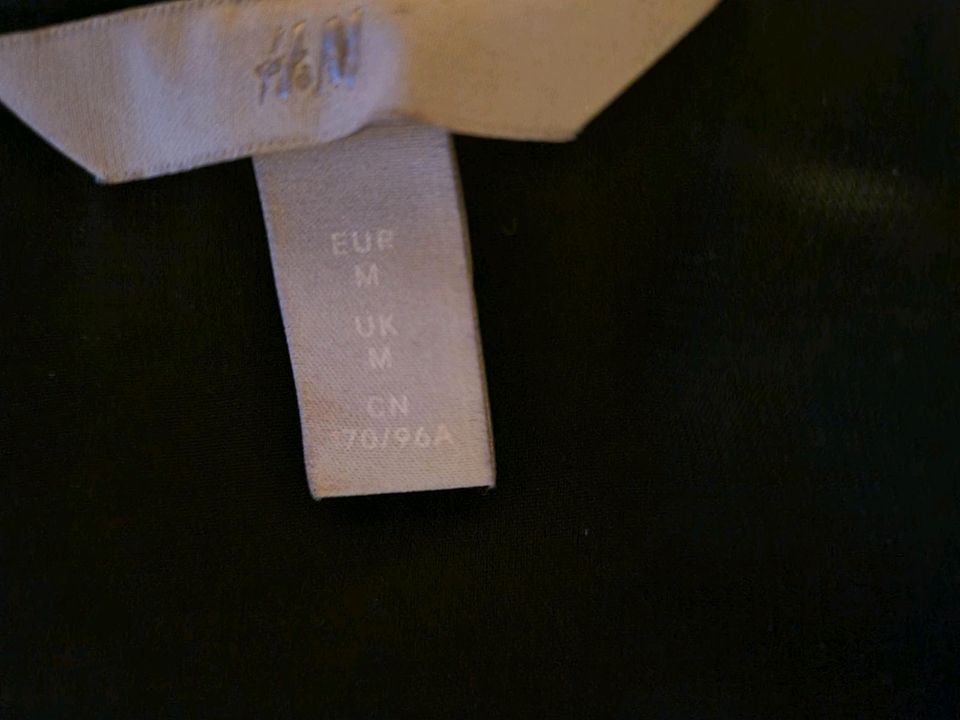 Plisseekleid Faltenrock H&M Gr. 36-40 oversize/ locker geschnitte in Köln