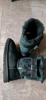 UGG Boots schwarz mit Schleife 38 Nordrhein-Westfalen - Elsdorf Vorschau