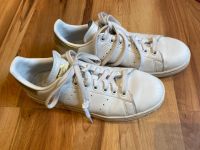 Adidas Stan Smith 40,5 weiß Gold Sneaker Turnschuhe Baden-Württemberg - Leonberg Vorschau