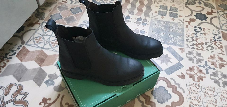 *Neue* Jodhpur Reitstiefel, Leder, Gr. 45 in Langwedel