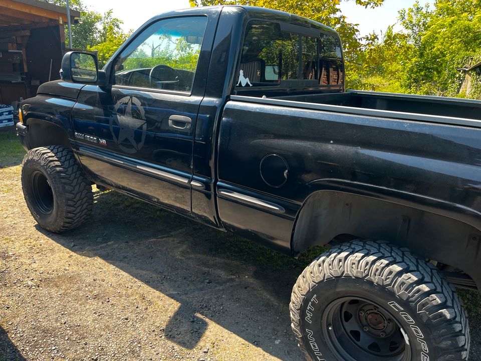 Dodge RAM 5.9 4x4 in Hamm