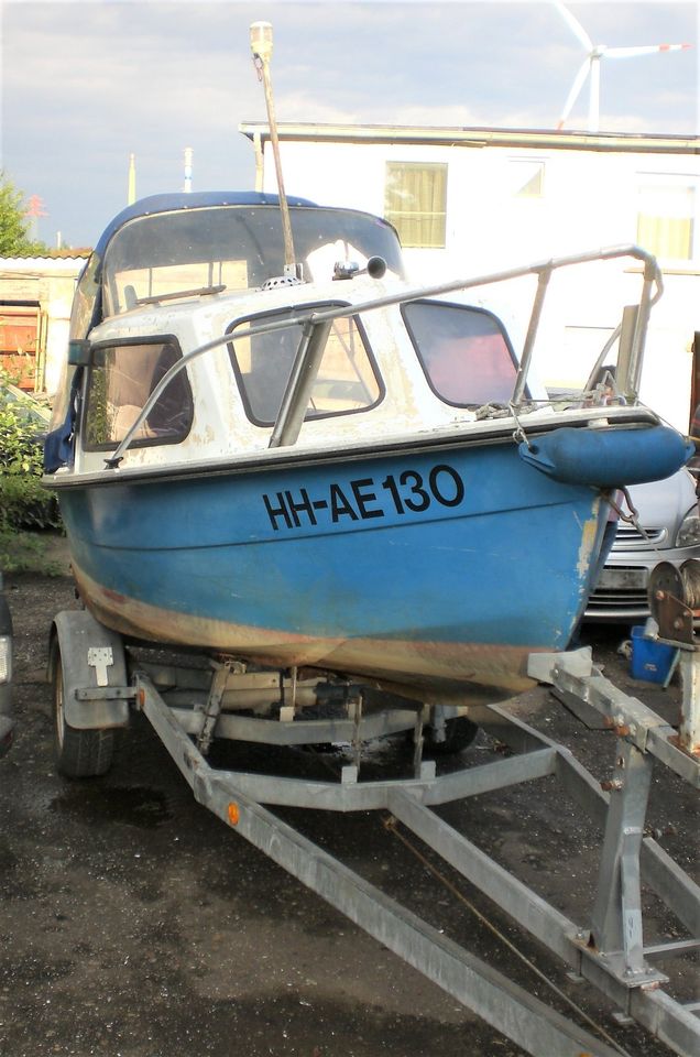 Kajütboot 5 Meter GFK-Rumpf mit Bootstrailer Trailer in Hamburg