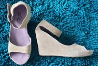 Sandalen aus Wildleder (Gr. 36) Nur Abholung Berlin - Tempelhof Vorschau