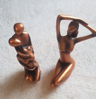 Gips Figuren Bronzefarben Frau kniend und Mann Frau umschlungen Sachsen-Anhalt - Halle Vorschau