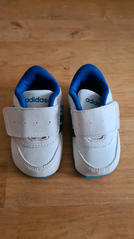 Adidas Neo Krabbelschuhe Gr.17 Neuwertig cool weich Baby