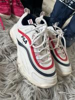 Weiße Sneaker Fila Gr. 36 Bayern - Alteglofsheim Vorschau