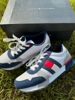 Tommy Hilfiger Sneaker weiß Gr. 36 Schuhe NEU Bayern - Marktredwitz Vorschau