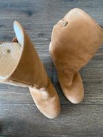UGG Stiefel gefüttert Lammfell, mit Absatz Niedersachsen - Ganderkesee Vorschau