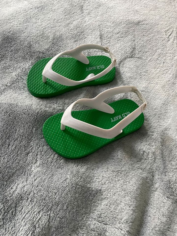 Neu  Kinder Flip-Flops Old Navy Gr. 23-24 in Hattingen