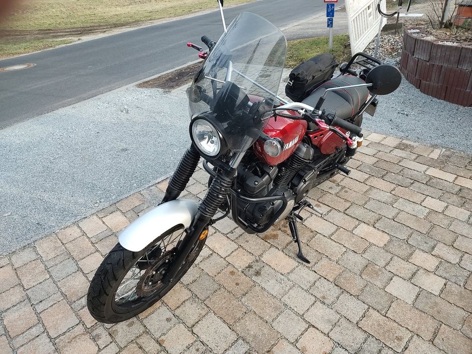 Yamaha SCR 950 in Grünheide (Mark)