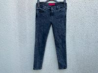 Hugo Boss Skinny Jeans grau-schwarz Muster Größe 27 Nürnberg (Mittelfr) - Oststadt Vorschau