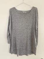 langer Pullover schlicht oversize Only Baden-Württemberg - Mühlhausen-Ehingen Vorschau