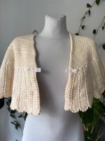 cremefarbiger Strick Bolero Poncho Boho warm Handmade Berlin - Treptow Vorschau