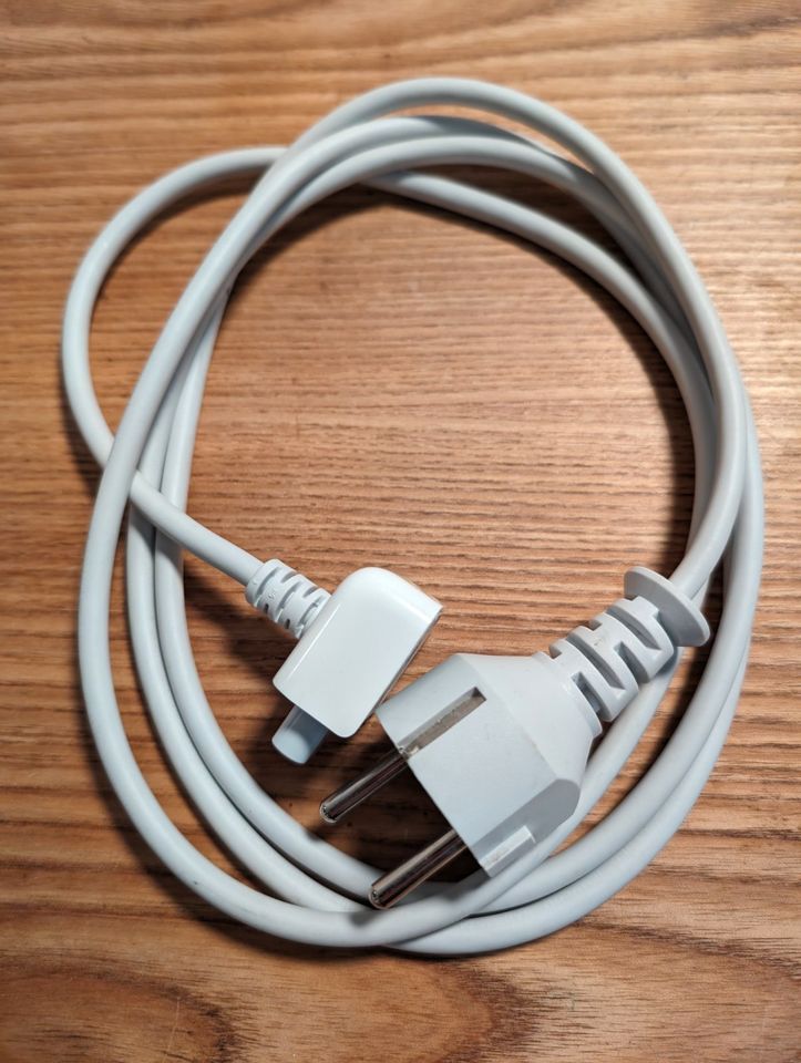 Apple MagSafe Netzteil Verlängerungskabel wie Neu nicht original in Auma