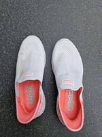 Schuhe Skechers 38,5 Slip in Hannover - Herrenhausen-Stöcken Vorschau