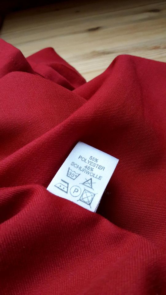 Damenbluse Gr. 44, rot, delmod, Schurwolle/Polyester in Villingendorf