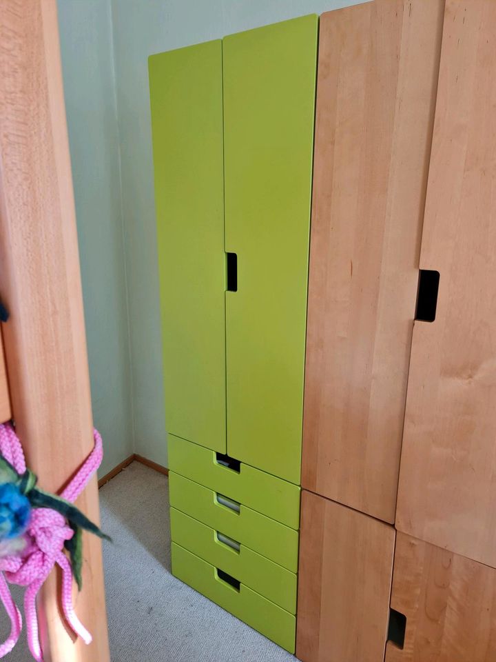 IKEA Kinderschrank 3x STUVA, sehr sauber und gepflegt in Berlin