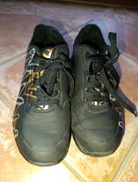 Skechers Hearts top schwarz wie neu 37,5 Brandenburg - Oranienburg Vorschau