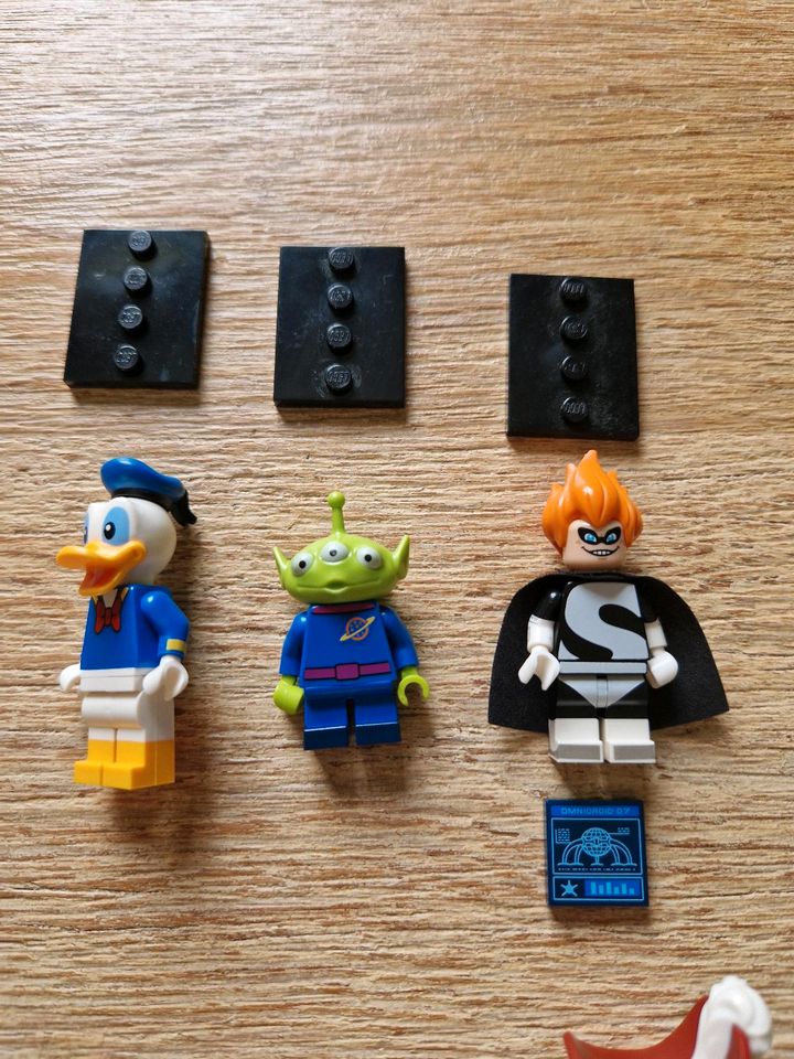 Lego disney Minifiguren buzz Peter pan hook Donald alien in Trier