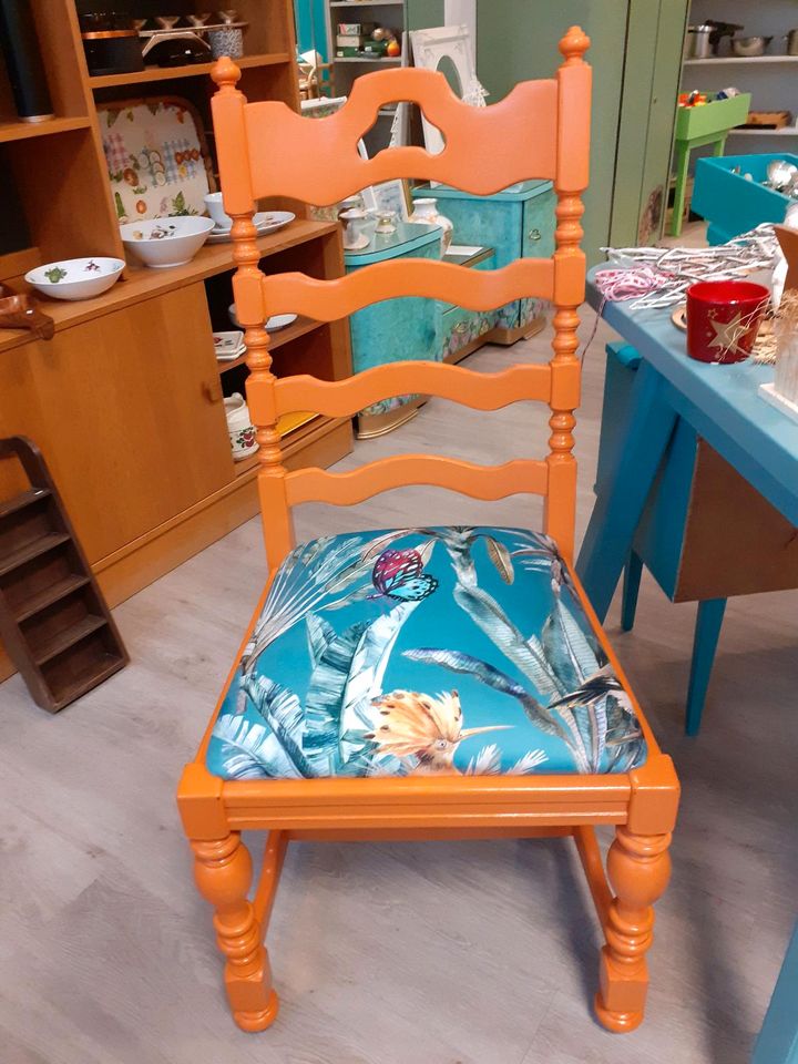 Stuhl Einzelstück aufgearbeitet in Heiligenhaus