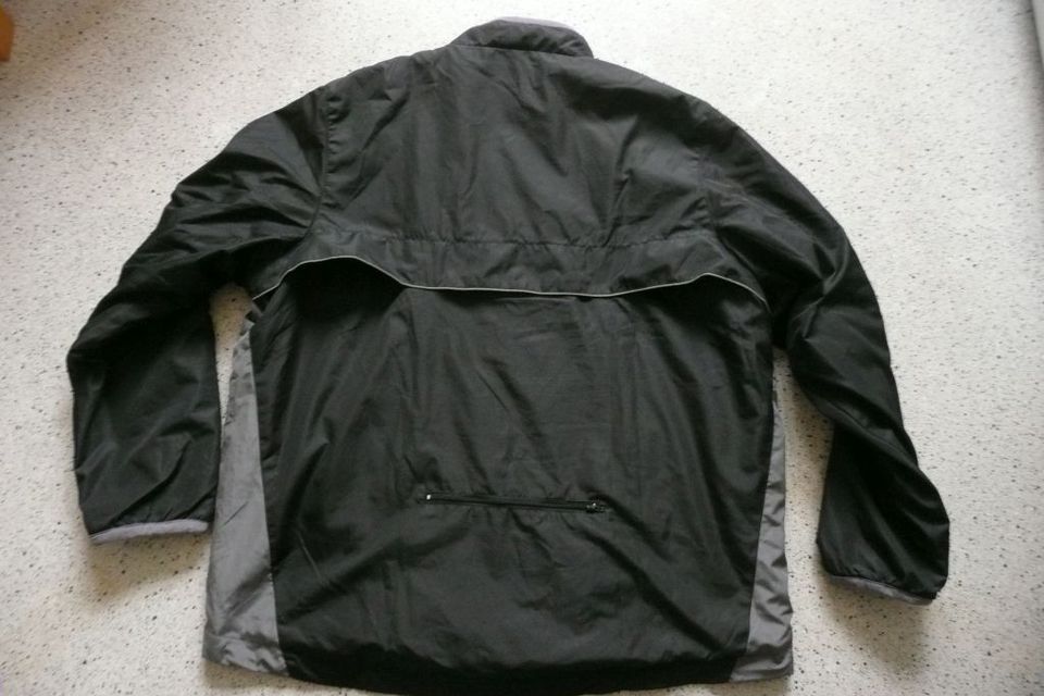 Warme Laufjacke, Sportjacke, Fahrradjacke, Jacke, Gr. L- XL, NEU in Braunschweig