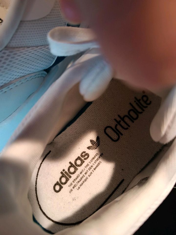 Adidas Sportschuhe Sneakers Gr. 34 weiß in Birkenfeld