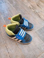 Adidas Kinder Schuhe Turnschuhe Gr. 25 Berlin - Hellersdorf Vorschau