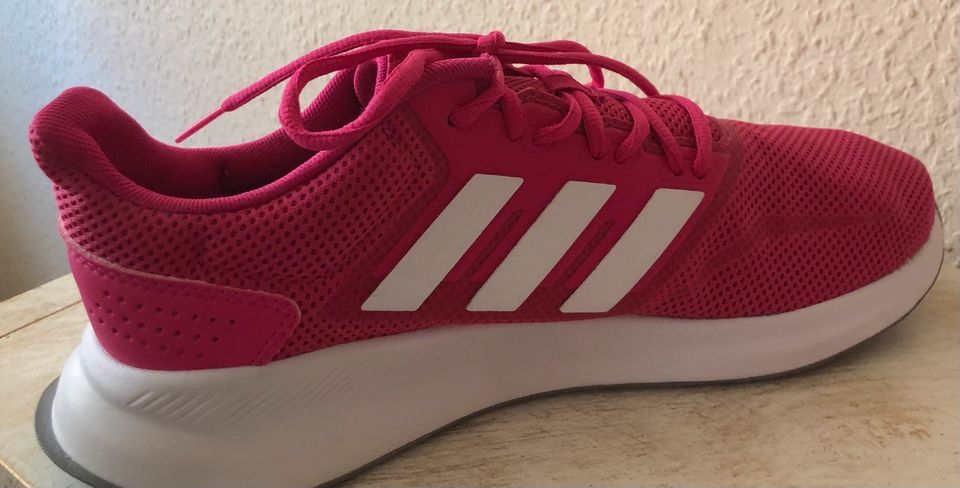 Neu**Damen*Adidas*Turnschuhe *Rot*EU 42 1/2 in Berlin