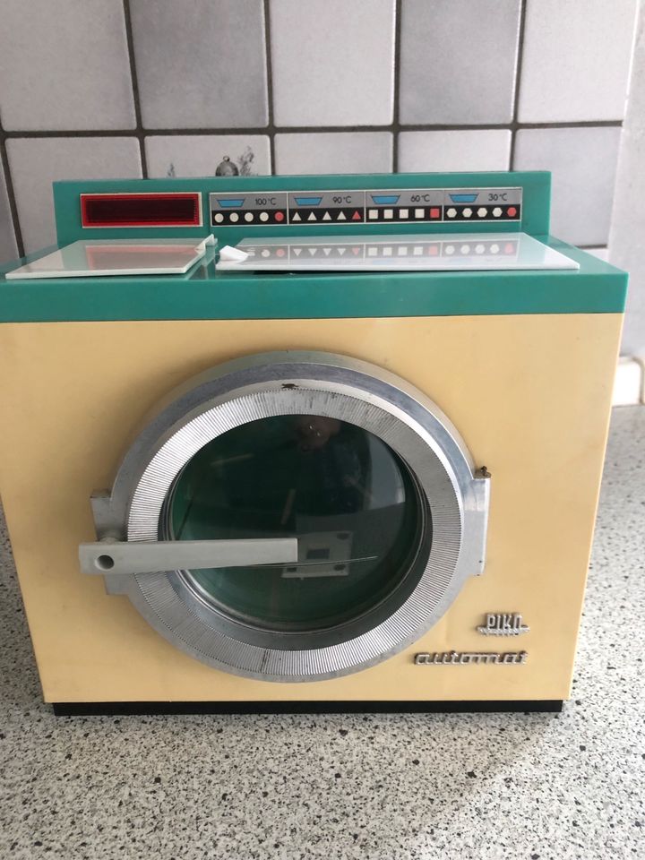 Spielzeugwaschmaschine PIKO aus DDR Zeiten in Crossen an der Elster