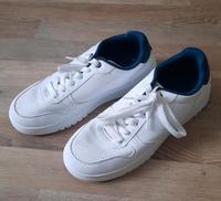 neuwertige Sneakers weiss Gr. 40 Thüringen - Weimar Vorschau
