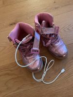 Metallic Pink Schuhe mit Leucht Funktion mit Ladestecker Größe 30 Düsseldorf - Gerresheim Vorschau