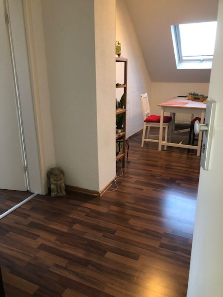 3 Zimmer Wohnung im DG in Münster-Sarmsheim