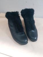 39 Damenschuh Schuhe schwarz Fell Boots Stiefelette Hessen - Hadamar Vorschau