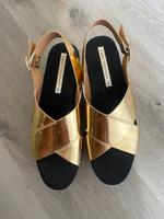Zara 38 Schuhe Sandalen Gold Absatz Sandale Bochum - Bochum-Ost Vorschau