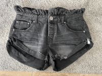 One x OneTeaspoon Paperbag Shorts Rüschen schwarz 26 neu Wandsbek - Hamburg Sasel Vorschau