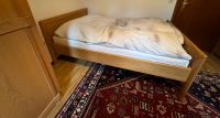 Bett Eiche hell massiv 1,20 x 2,00 m sehr guter Zustand Rheinland-Pfalz - Montabaur Vorschau