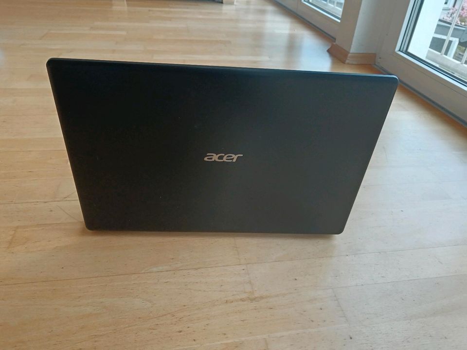 Acer Aspire 3 Model_No:N19C2 17,3 ''256 GB defekt in Stuttgart
