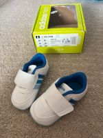 Adidas Neo Babyschuhe Gr. 18 Schuhe Neu München - Untergiesing-Harlaching Vorschau