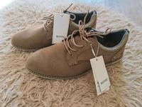 Mustang Schnürschuh 44 beige Bayern - Hörgertshausen Vorschau